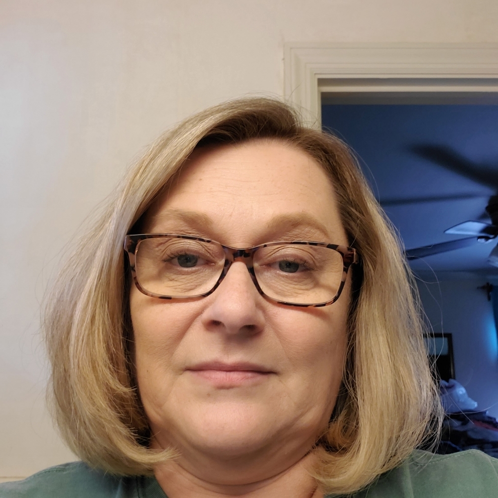 Meet your Posher, Carol